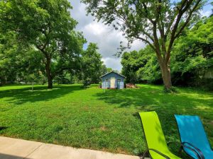 Image of Trailview: Walk to Stadium, Rock Island , Dogs OK