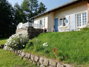 Image of Spacious villa with large plot and superb view