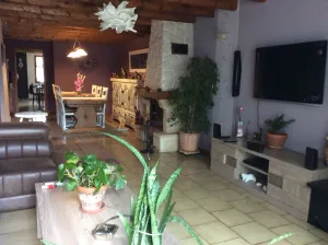 Image of Rooms in the countryside.