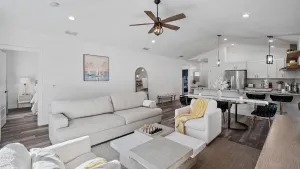 Image of Fruitville Haven - Cozy KING Bed \/ Free Wi-Fi