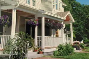 Image of Lovely Cape Elizabeth Family Home 3 to 5 miles to Portland & Beaches 3,700 sq ft