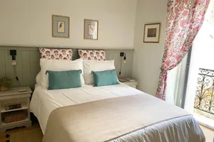 Image of Newly Renovated Ground Floor Apartment close to Thermes