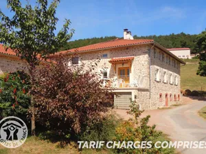 Image of Spacious Countryside Retreat: 6 Bedrooms, Fireplace, Pet-Friendly, Near Lyon and Roanne