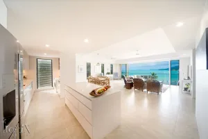 Image of Luxury 4 bedroom, 4 bathroom apartment in Central Airlie with the best views