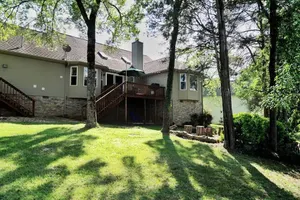 Image of 4 Bedroom Sleeps 10 with Huge Outdoor Space