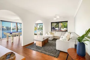 Image of Palm Springs Surfers Paradise 3bed,pool waterfront