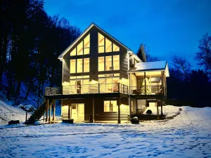 Image of Modern Chalet Retreat | Close Stowe Mt. Resort & Village