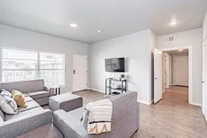 Image of Perfect for friends trip + a gym & free parking!