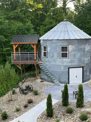 Image of Mahoning River Lodge - Unique Grain Bin w\/ hot tub