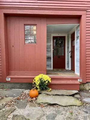 Image of 1868 CARRIAGE HOUSE-QUAINT + COZY-LESS THAN 20 MIN TO OKEMO!