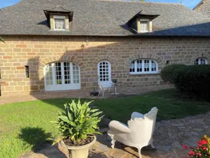 Image of Maison charmante avec jardin à Saint-Aulaire, vue sur jardin