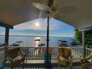 Image of Beautiful lakefront rental, stunning views along Seneca wine trail, Geneva.