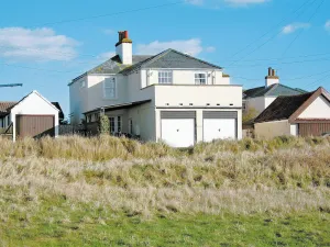 Image of 3 bedroom accommodation in Felixstowe Ferry