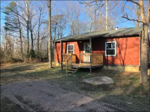 Image of Secluded 2 bedroom cabin near Lake Jackson.