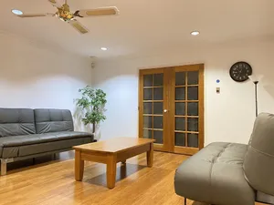 Image of Hawker 4BR House（Air-Con, WiFi, Netflix, Parking）
