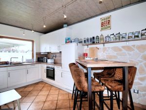 Image of Cosy apartment for 5 people with WIFI, TV, terrace, pets allowed and parking
