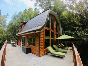 Image of Boone`s Hideout | 3 Bed, 1 Bath