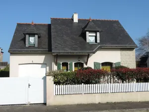 Image of Pleasant villa in the center of Beg Meil on enclosed garden - 3 bedrooms - Quiet