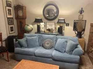 Image of One Mile from I 5 Lovely suite, gas fireplace, air conditioned, dog friendly.