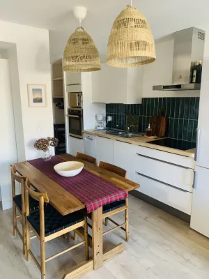 Image of Completely renovated 6\/8 person apartment at the foot of the ski slopes