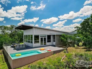 Image of Luxury Riverfront Retreat - 6 Cabins|Pool