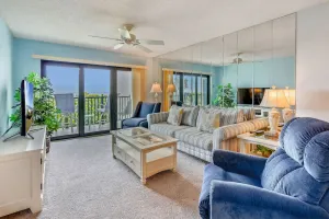 Image of Land's End 202 building 9 Beachfront Condo w| balcony, close to pool!