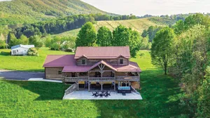 Image of Grand Vista Lodge