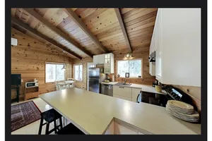 Image of Pet friendly - adorable 2 bedroom gem.  Sleeps 4 comfortably.
