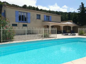 Image of Spacious villa with pool in Montbrun