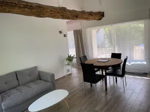 Image of Jolie Maison Lumineuse et Pleine de Charme