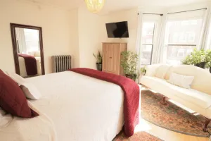 Image of Skolfield Inn | Parking | Self-check-in | Garden 2