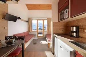 Image of 100m from resort center, 5th floor, view ski slopes, balcony, tv, 30m², La Plagne