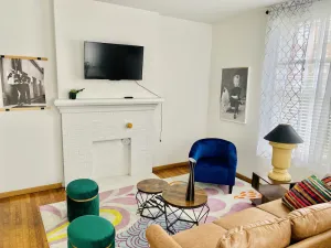 Image of B  very cozy boutique in the center of Short North, next to Convention center