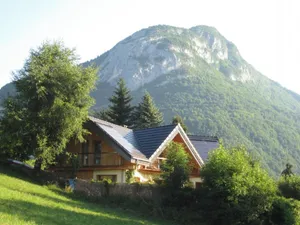 Image of Chalet écologique à La Thuile avec vue sur montagne