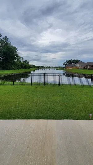 Image of 1 yr old Lake House 5 mins from Interstate I10