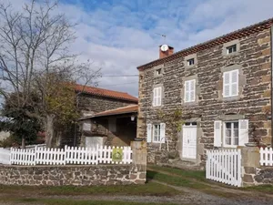 Image of Charming House with Terrace, Garage, and Activities near Allier Gorges
