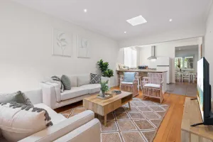 Image of Lush 3-Bed House near the Beach