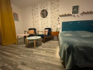 Image of Studio nestled in an interior courtyard with independent entrance, private patio