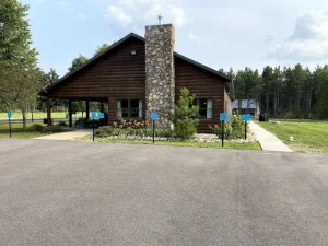 Image of Fairway Lodge-Rome Away From Home- 5 minutes to Sand Valley