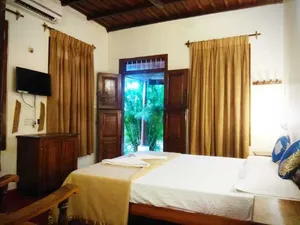 Image of Beach accommodation and 3hrs Backwater cruise
