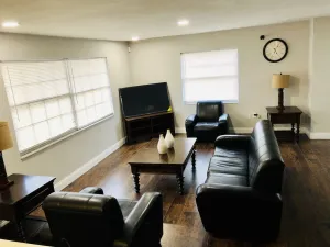 Image of Cozy 3 bedroom second floor unit