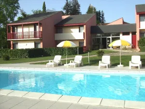Image of 3-star family residence T2 air-conditioned floor with heated swimming pool
