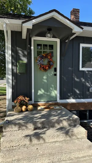 Image of Gorgeous Cottage on Main Street Sturgis