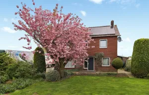 Image of Awesome Home In Acquoy With Wifi