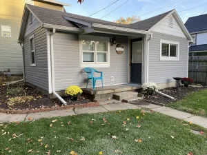 Image of Clean, cozy, modern1 bdrm house just 7 blocks from the Honeywell Center