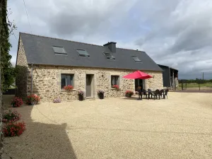 Image of To rent for the vacations fully renovated stone house in the countryside