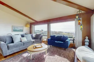Image of Lovely Home Near Beach w\/Private W\/D & Free WiFi - Panoramic Ocean Views Await