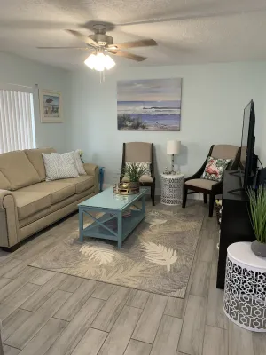 Image of Beautiful 1st floor condo at the DIPLOMAT!\nSteps to the beach!