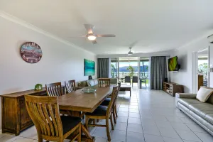 Image of Ground Floor, Buggy Included - Hibiscus 004