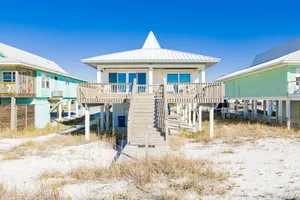 Image of Family Tides- Beachfront Cottage in Gulf Shores
